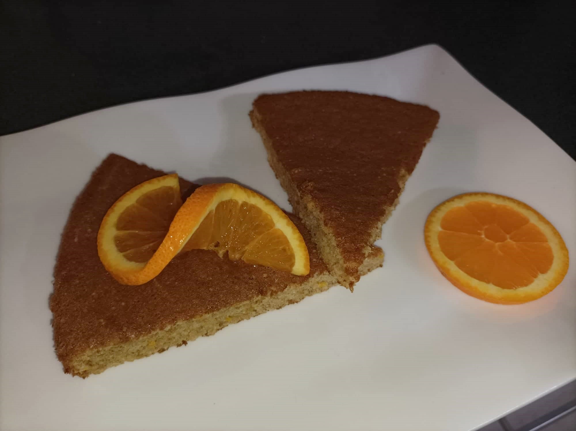 Orangen - Eiweiß - Kuchen ohne Butter / Öl