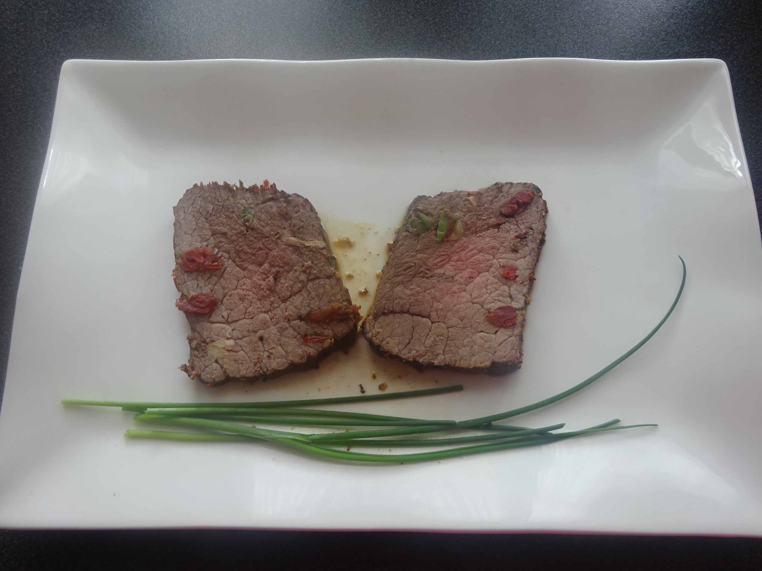 Braten mit Oliven & getrockneten Tomaten