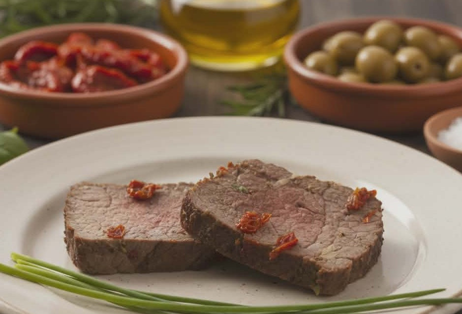 Braten mit Oliven & getrockneten Tomaten
